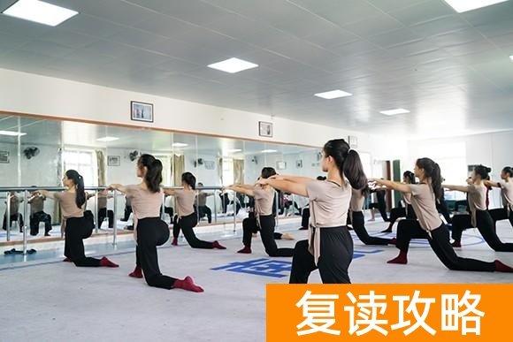 长沙十大美术集训学校（长沙南北艺术培训学校简介）