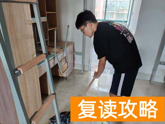 湖南高速铁路职业学院的宿舍环境如何？