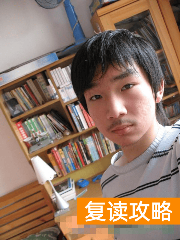 华师一附中复读条件（一名复读生在华师一附中高考成绩提高了400分）