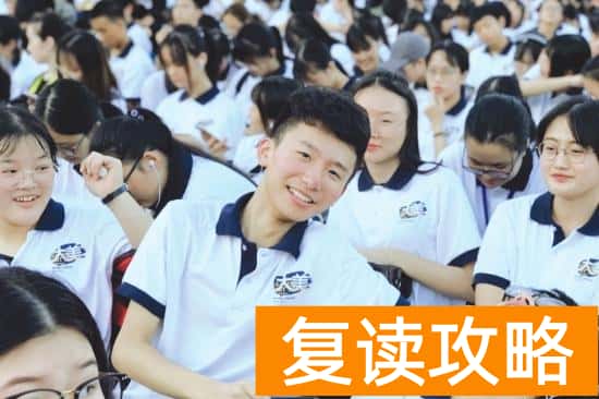 长沙美术培训机构排名前十（长沙大美连续三年考出三个第一名）